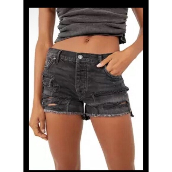 Free People Maggie Mid Rise Black Distressed Cut Off Jean Shorts SZ 25 NWT - Picture 1 of 6